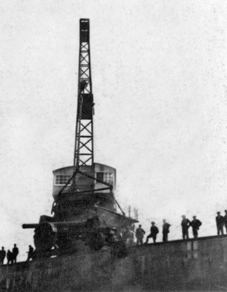 File:H25GermanWW2Album-11HarbourCrane.png