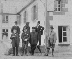 The founders of the aquarium and biological station