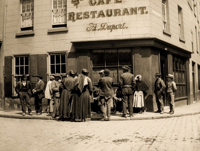 Breton workers gather in Hilgrove Street