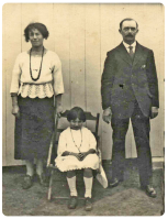 Sydney Pinel, his wife Alice Jane, nee Vibert, and their daughter Phyllis