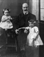 John William Battam Le Sauteur and his grandchildren