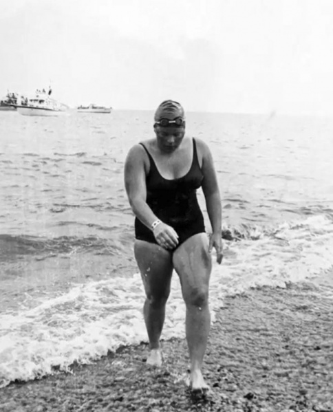 File:J23SallyMintyFirstChannelSwim1975.jpg