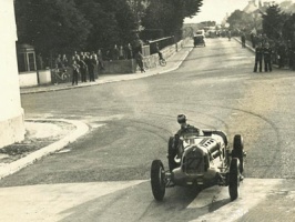 A Talbot Darracq rounds the corner at Bel Royal
