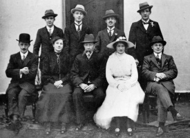 Alice Maud Mary Vautier, nee Cabot, and her family