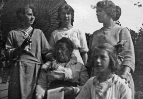 Ann Esther Liot with her daughters