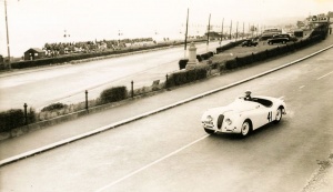 Frank Le Gallais approaches the West Park hairpin in his XK120 Jaguar in 1952