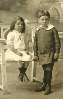 Laurens portrait of two children