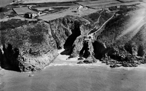 1933 aerial photograph by Aerofilms