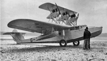 A Windover amphibian was used between Jersey and Guernsey by Jersey Airways