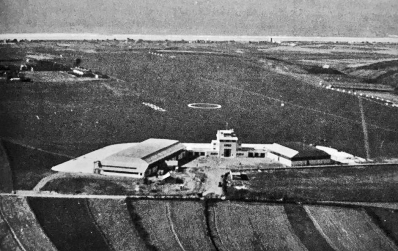 File:F17AirportAerial1937.jpg