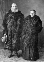 Abraham Moore (1841-1922) born in Jersey the son of John (1821- ) and Mary Jane, nee Phillips (1823- ). He emigrated to Canada and married Elizabeth Boyles (1842-1927) and they had five children