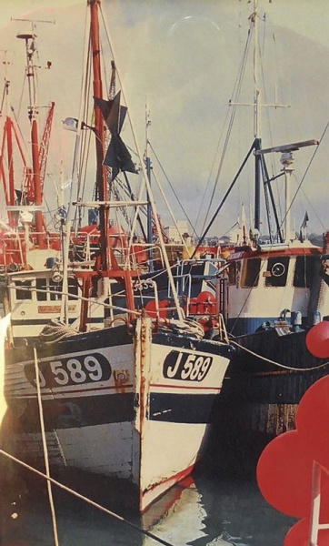 File:F18HarbourFishingBoats2.jpg