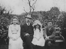 John James Payn (1850-1920) born in St Helier the son of Amice (1814-1895) and Emilie, nee Bisson (1828-1910), married Emily Agnes Le Bas (1859-1954) and had children Alexander and Lilian, in the photograph, and Agnes