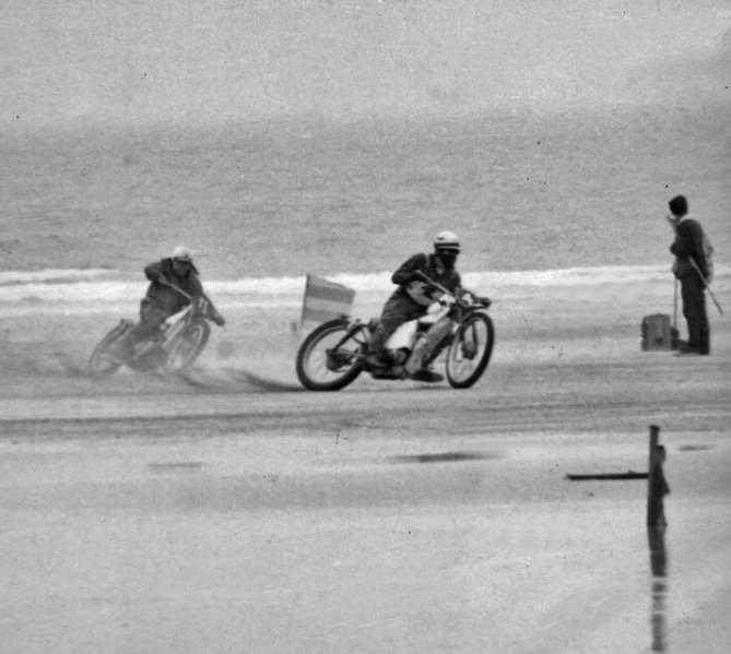 File:F17SandRacing1967.jpg