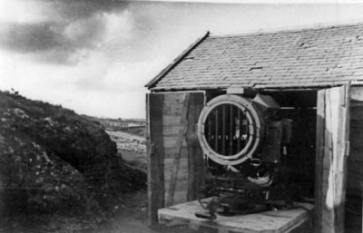 A large searchlight at the fort