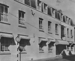 Willrose Hotel, Kensington Place, which was open in the 1930s, or earlier, became the Central Hotel