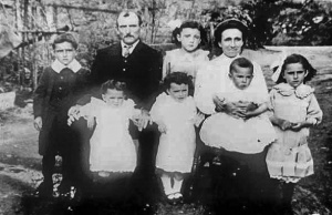 Joseph Marie Allenet and family in 1914
