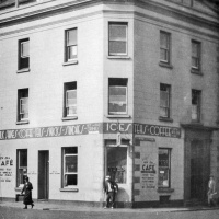 Forte's New Era Cafe made the corner of the street and the Esplanade in 1936