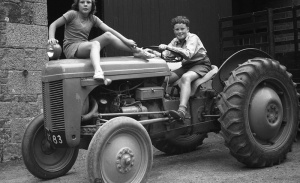 Roger and Margaret de Carteret in 1956