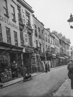 Building work in Queen Street in 1937
