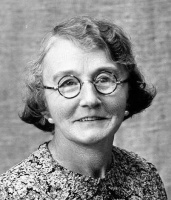 Berthe Marie Samson (1887-) daughter of James Albert (1855-1928) and Helene Melanie, nee Novert (1853-1914)