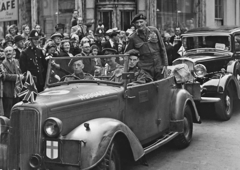 paid an official visit in 1947