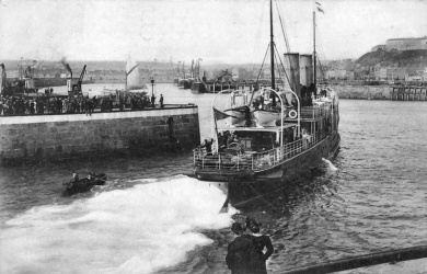 Victoria moving through the pierheads