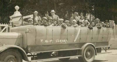 An excursion for hotel guests