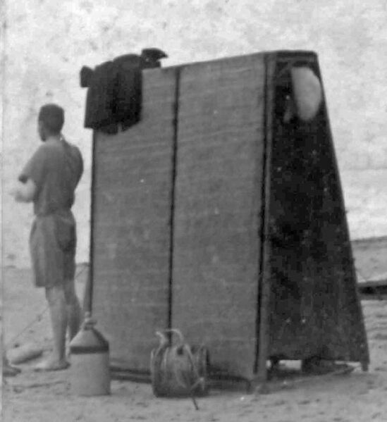 File:H25ObservatoryAlbum2-17BeachHut.jpg