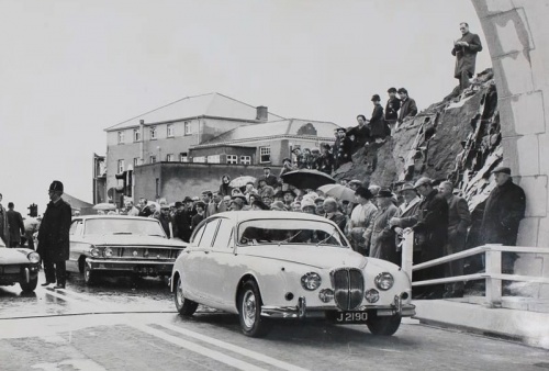 Senator White's Jaguar sets off through the Tunnel - Jersey Evening Post photographs