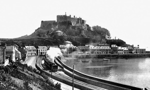 A train leaving Gorey Pier Station