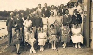 Marina Hotel guests in 1925