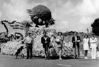 A float entered in 1953 by the Aberfeldy Hotel