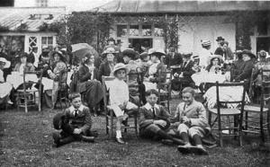 A tea party at the manor in 1916