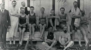 Albert Honeycombe 1904 (front left)