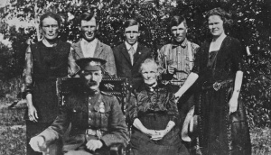 Thomas Woodward added to family portrait