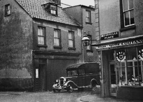 Junction with Ingouville Place