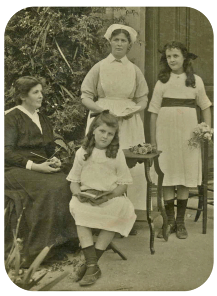 File:An24Bordeaux1916JeanneDe-Jersey,EmelieDurang(DeJersey)Yvonne&HeleneDurang.png