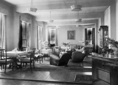 The hotel was taken over as an Offizerheim (officers' home) during the German Occupation