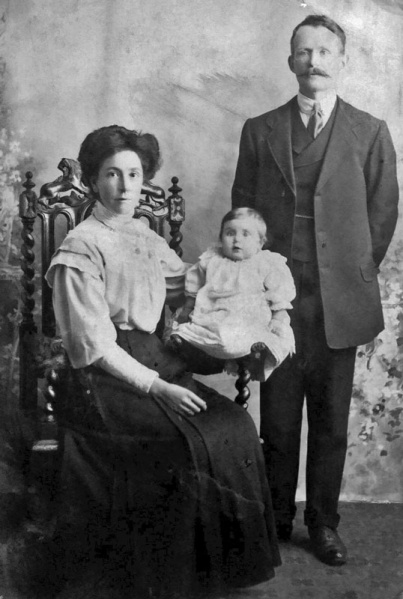 File:U17Richard&Ada&VioletMaud.jpg