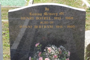 Mont a l’Abbe cemetery