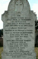 Le Herissier gravestone