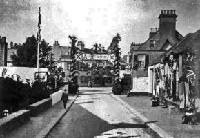 Beaumont in 1921, with a ceremonial arch for the visit of George V