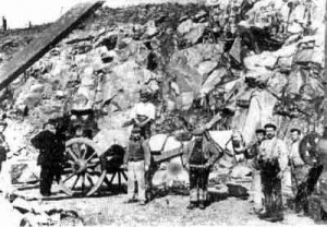 Workers at l'Etacq Quarry