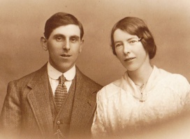 Elsie Jandron, wedding in 1917