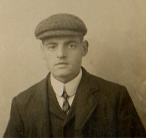 Charles Herbert Larbalestier (1880-1962) son of John Charles and Amelia Le Cras, to Massachusetts after the Great War