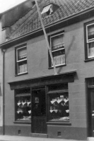 Cobbler's shop, 1900