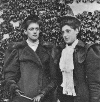 Cousins Florence Dupre and Annie Ahier