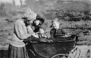 Hamel family in St Peter's Valley in 1922
