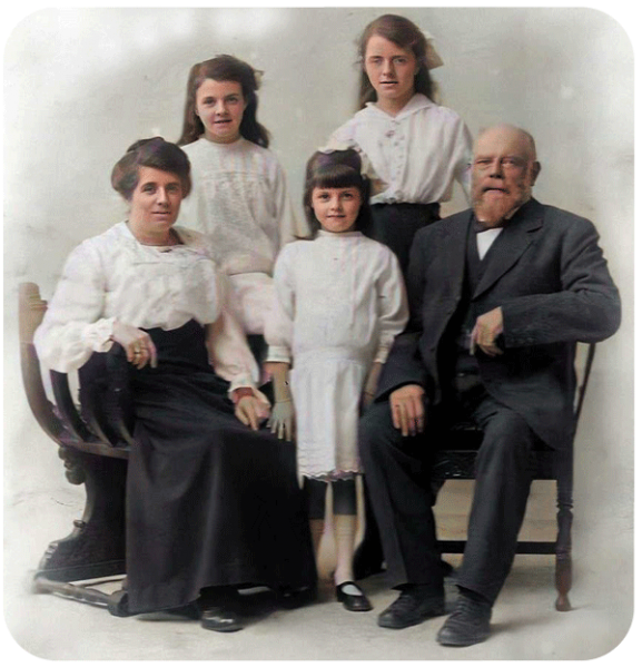 File:An24JohnPetit,AliceEmily(LeCornu)Alice,Mabel,Edith.png